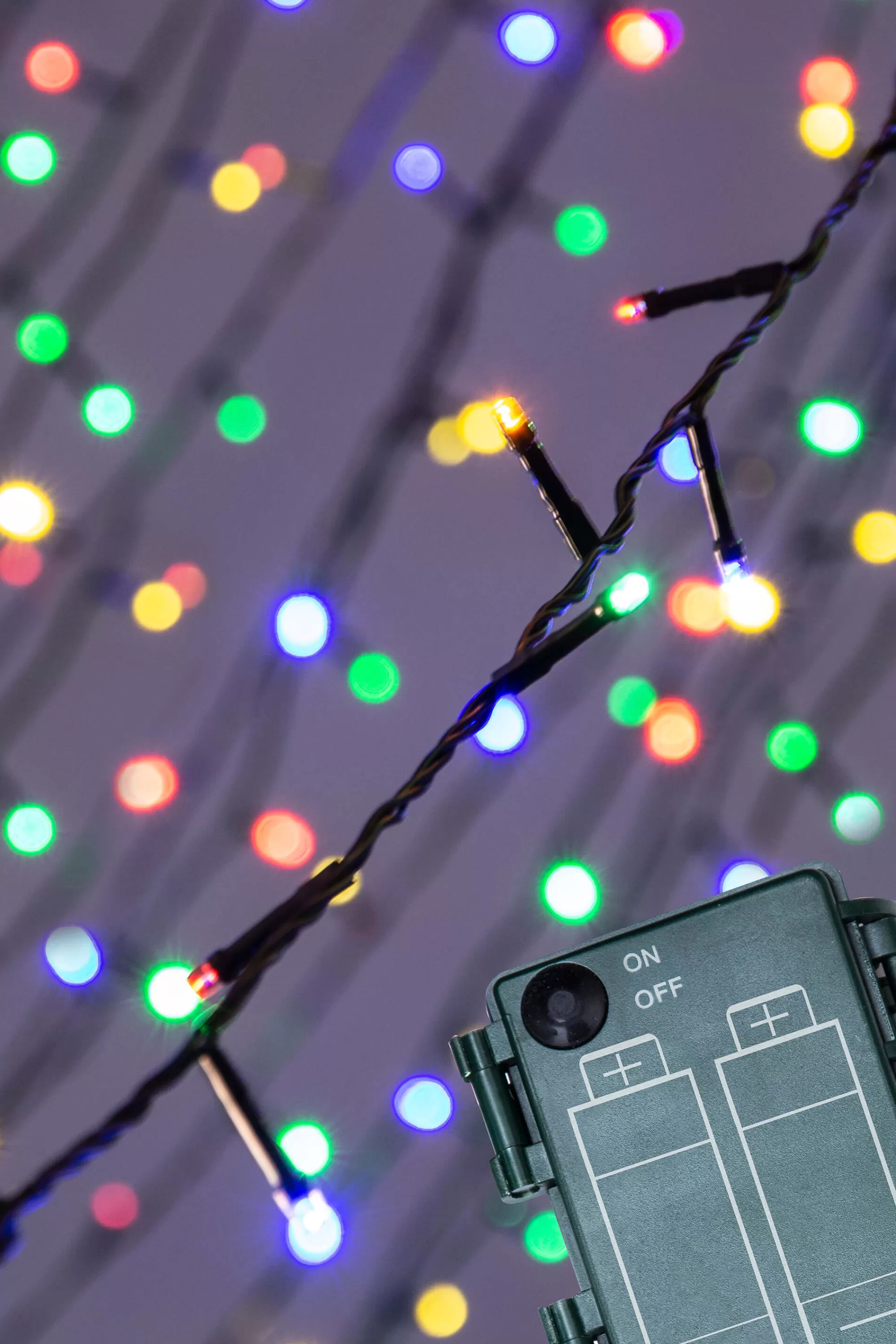 Hot Christmas Tree World Ctw Battery Powered 600 Led Multifunction String Light Set - Choose Colour