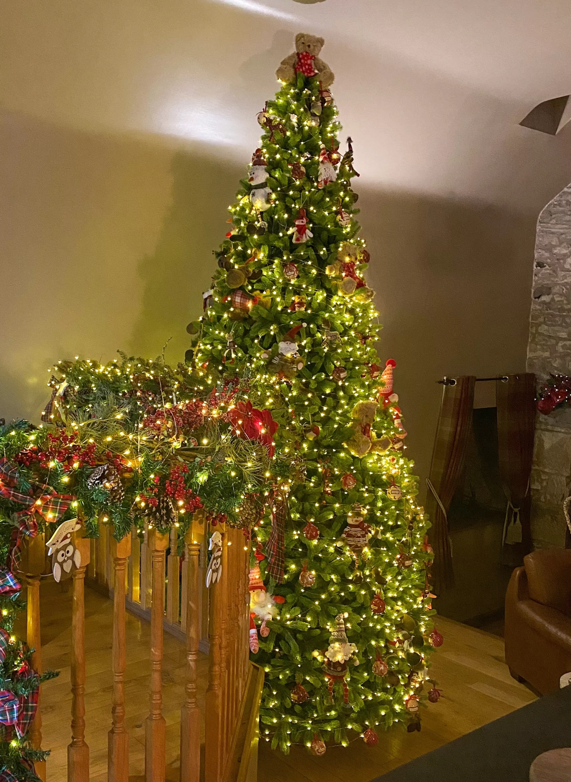 Fashion Christmas Tree World The 12Ft Arbor Ultima Tree