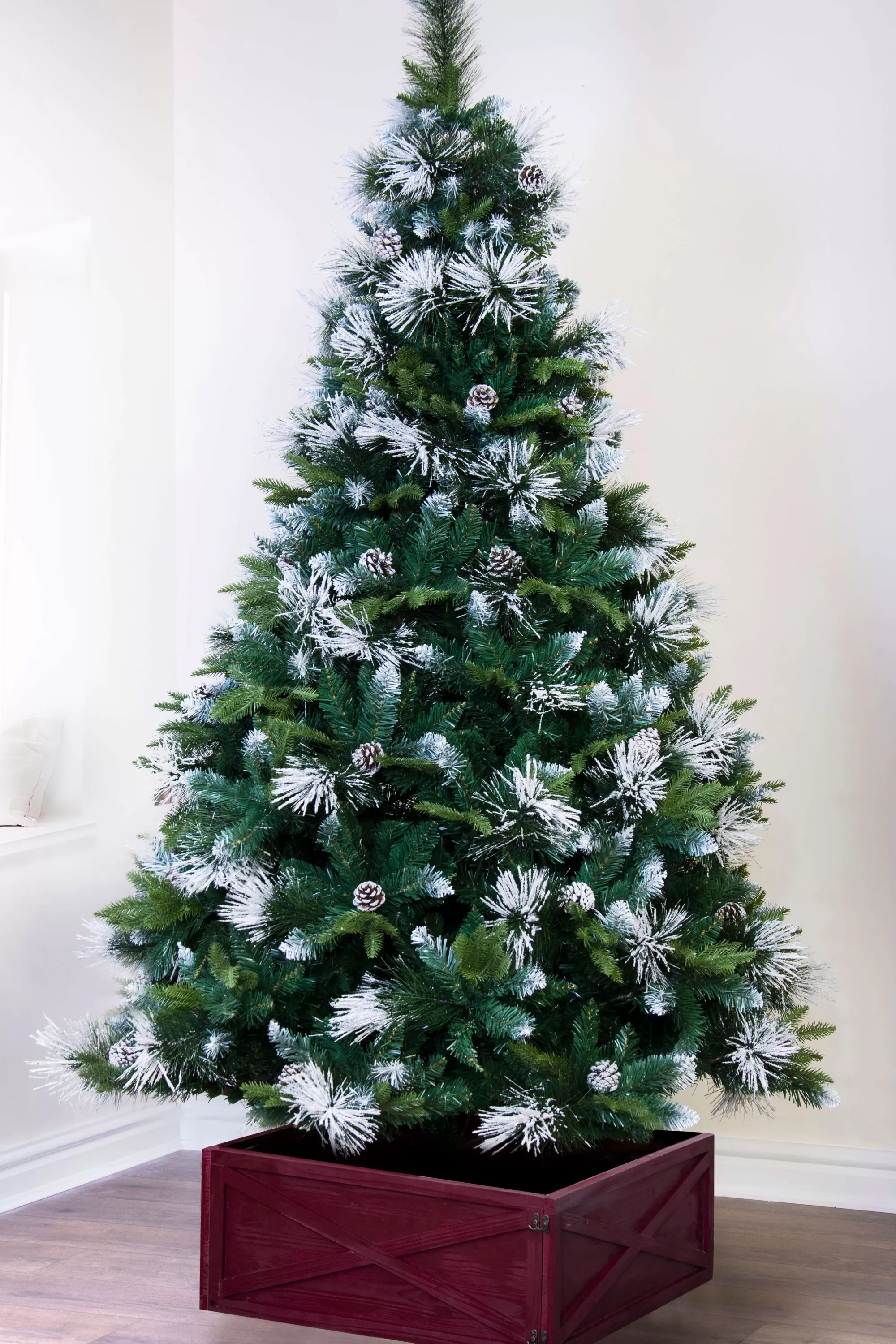 Store Christmas Tree World The 6Ft Snowy Scots Pine Tree