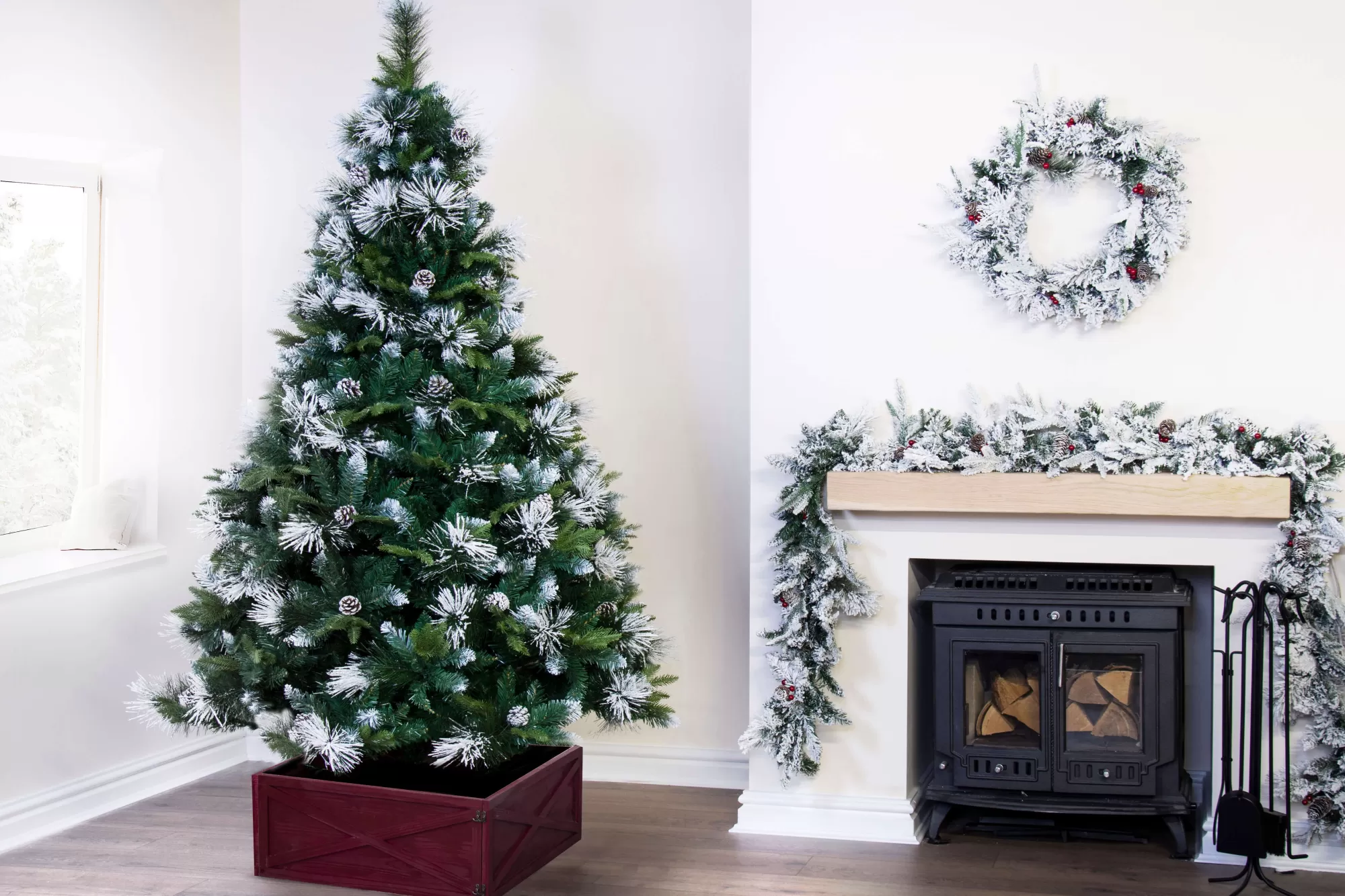 Store Christmas Tree World The 6Ft Snowy Scots Pine Tree