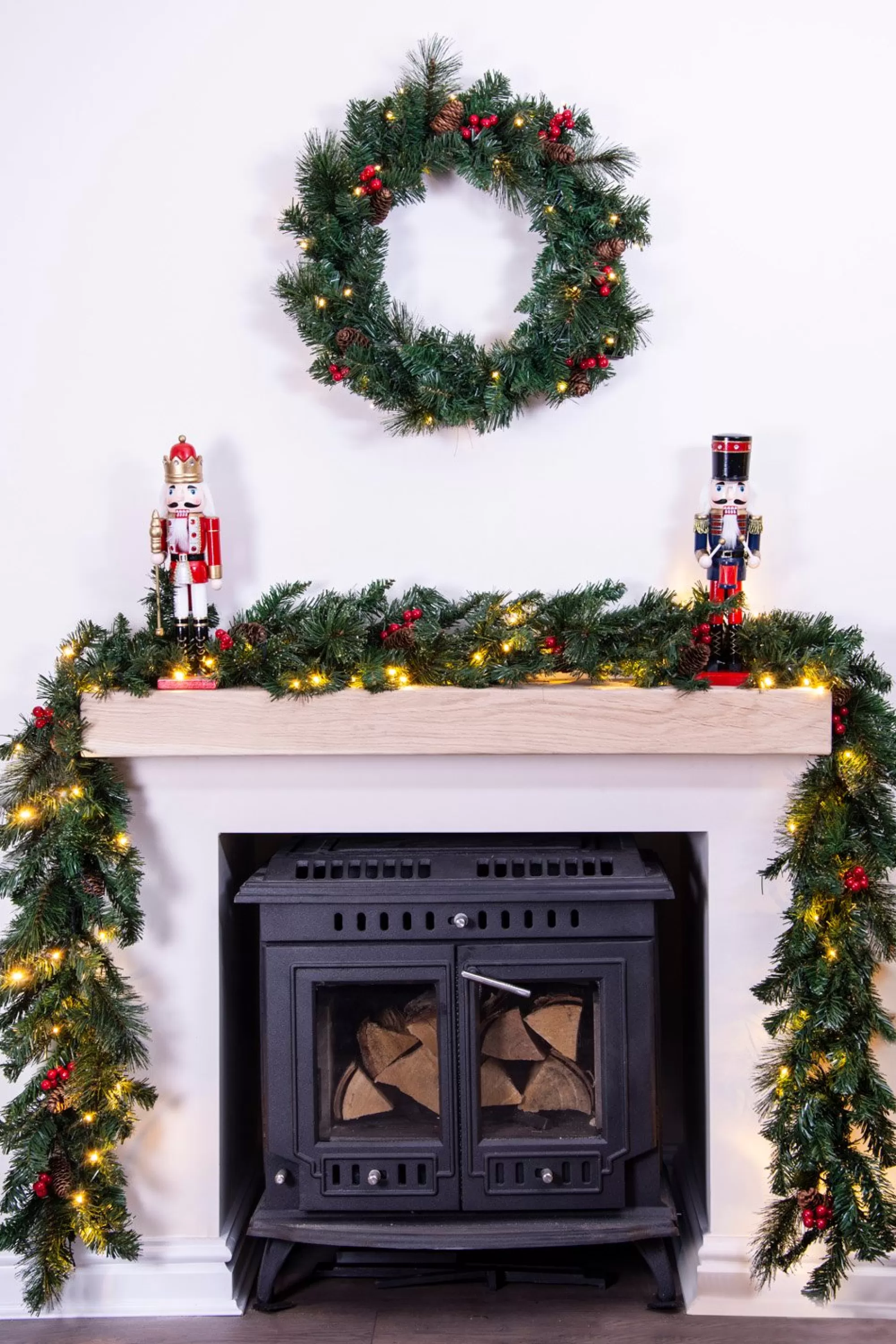 Fashion Christmas Tree World The Pre-Lit Connectable 270Cm Majestic Dew Pine Garland