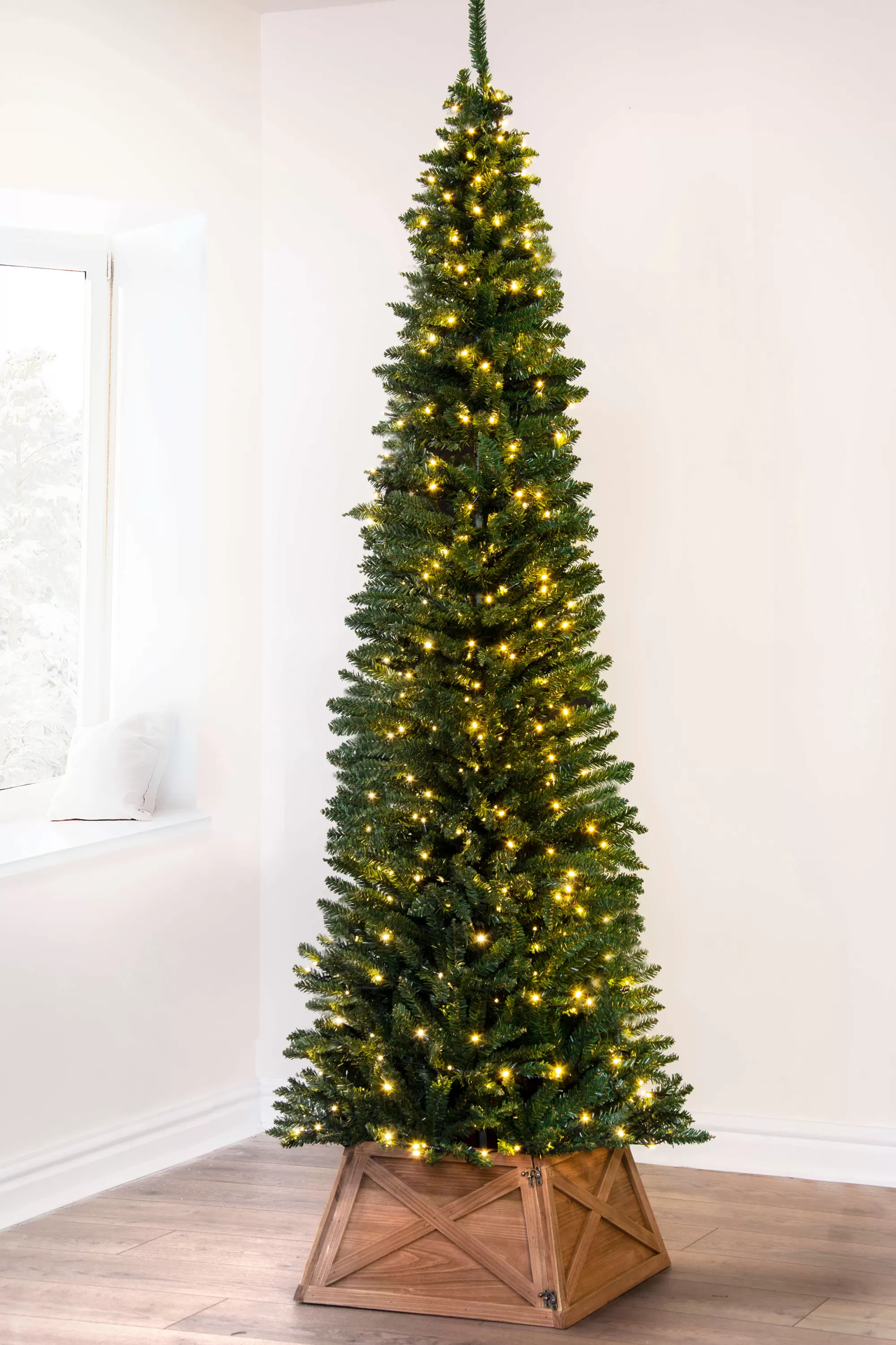 Discount Christmas Tree World The Pre-Lit Green Italian Pencilimo Tree