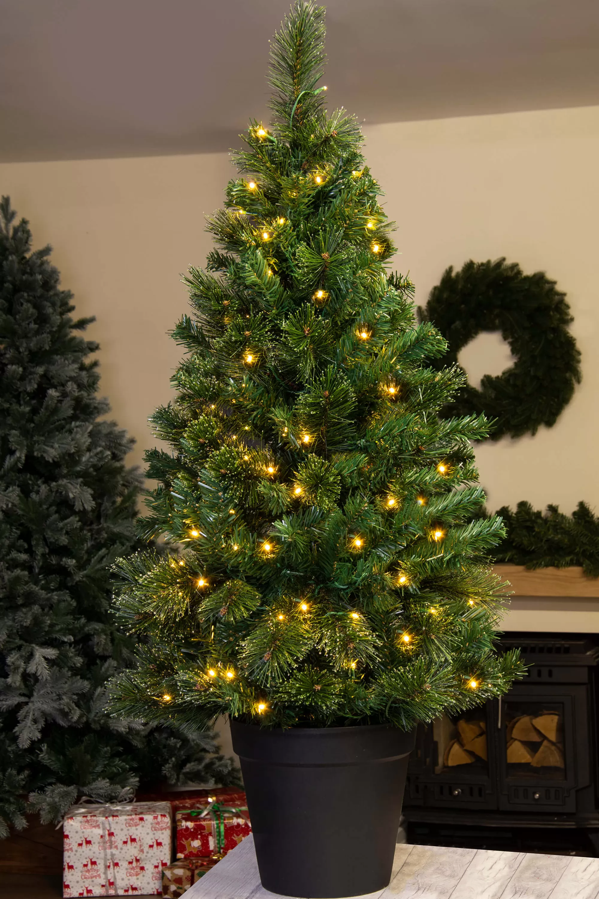 New Christmas Tree World The Pre-Lit Majestic Dew Pine Potted Tree (3Ft To 4Ft)