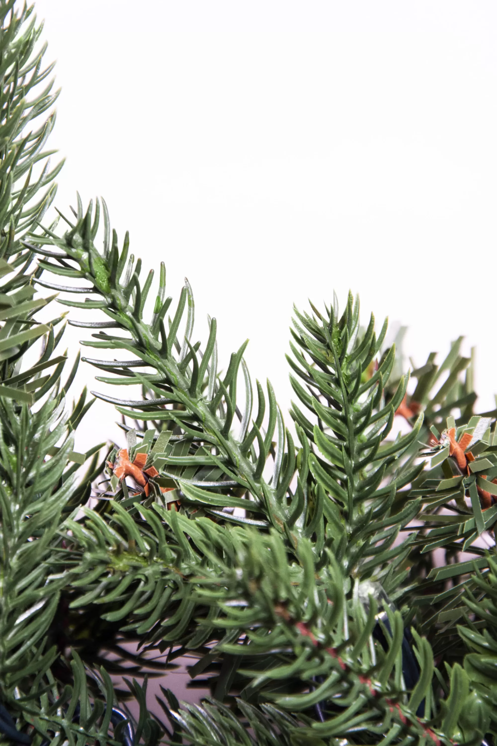 the_vivace_pine_wreath_50cm60cm_9.webp Fashion Christmas Tree World The Vivace Pine Wreath (50Cm-60Cm)